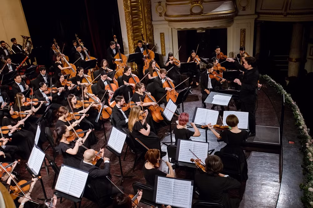 Dàn nhạc Giao hưởng Mặt trời Sun Symphony Orchestra (SSO). Dàn nhạc Giao hưởng Mặt trời Sun Symphony Orchestra (SSO).