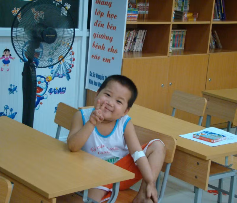 Cậu bé Dũng tinh nghịch, thông minh và đầy hóm hỉnh