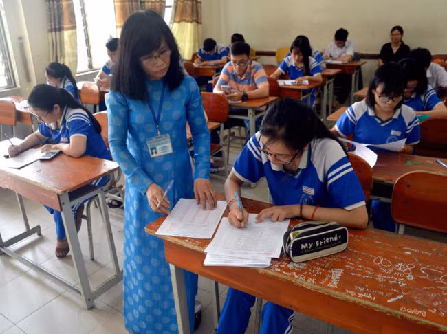 Giám thị coi thi (Ảnh minh họa: TTXVN).