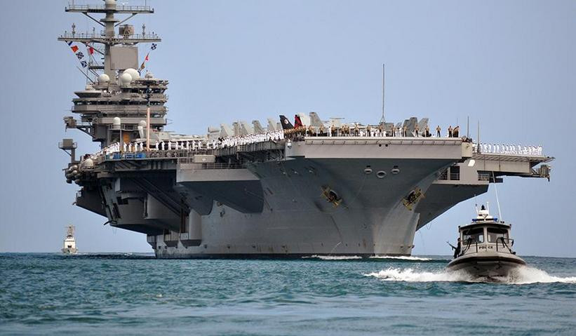 Ngày 1 tháng 10 năm 2015, tàu sân bay USS Ronald Reagan CVN 76, Hải quân Mỹ đến quân cảng Yokosuka, Nhật Bản Ngày 1 tháng 10 năm 2015, tàu sân bay USS Ronald Reagan CVN 76, Hải quân Mỹ đến quân cảng Yokosuka, Nhật Bản