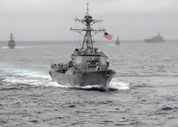 Tàu khu trục USS Lassen DDG-82 Hải quân Mỹ vừa tiến hành tuần tra vùng biển 12 hải lý của đảo nhân tạo trên Biển Đông (ảnh tư liệu)