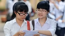 Xúc động những bữa cơm chay cửa Phật tiếp sức sĩ tử ảnh 1