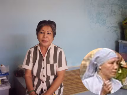 Sư cô Diệu Quang, con gái bà Trúc và Năm Cam (ảnh nhỏ) đã lên nhận thi hài bà và đưa về ngôi chùa Phước An, nằm trên đường Tôn Đản, quận 4, TP.HCM, kết thúc một cuộc đời nhiều giông bão. Sư cô Diệu Quang, con gái bà Trúc và Năm Cam (ảnh nhỏ) đã lên nhận thi hài bà và đưa về ngôi chùa Phước An, nằm trên đường Tôn Đản, quận 4, TP.HCM, kết thúc một cuộc đời nhiều giông bão.