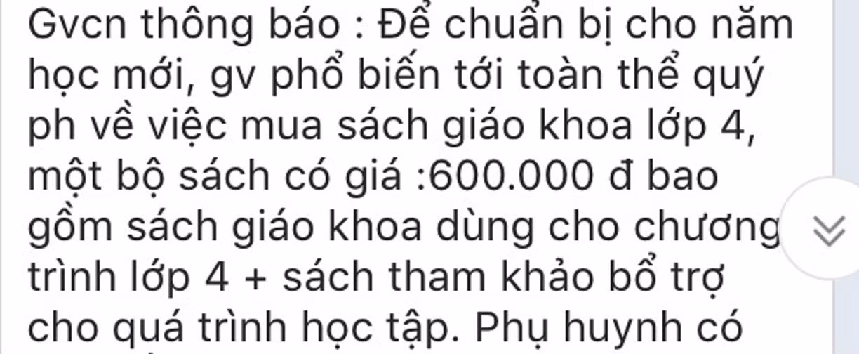 Thông báo của giáo viên chủ nhiệm Trường tiểu học Ninh Hiệp gửi nhóm kín phụ huynh đăng ký mua bộ sách 600.000 đồng. Ảnh: NVCC.