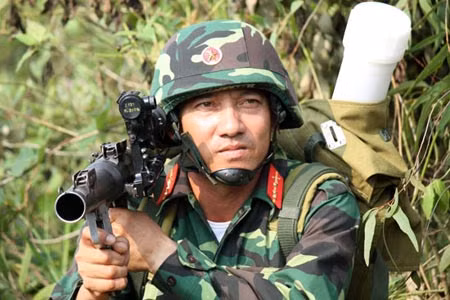 Mũi đột kích 1 thực hành xung phong.
