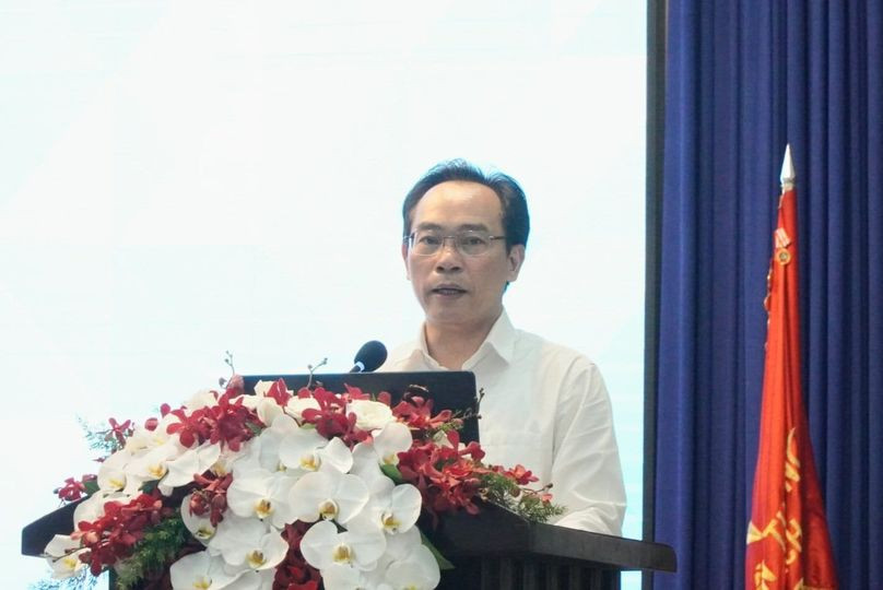 Phó Giáo sư Hoàng Minh Sơn - Thứ trưởng Bộ Giáo dục và Đào tạo phát biểu tại hội nghị (ảnh: V.D)