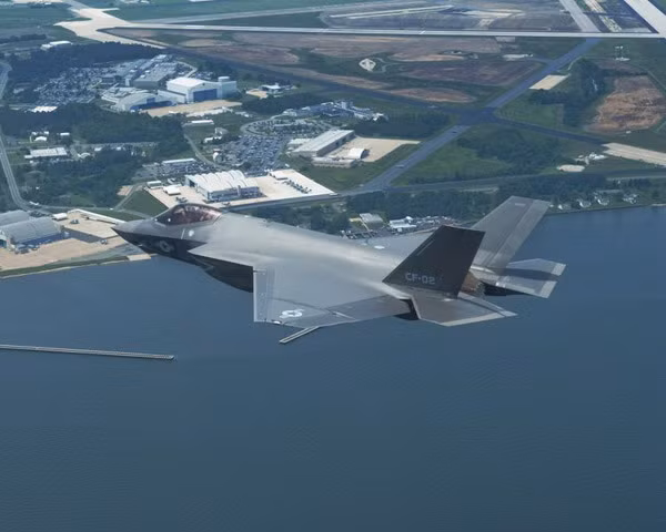Máy bay chiến đấu F-35C của quân đội Mỹ