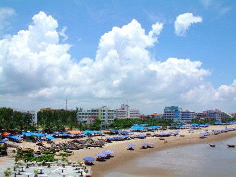 Sầm Sơn đang dần mất đi hình ảnh đẹp trong lòng du khách (Ảnh: Internet)