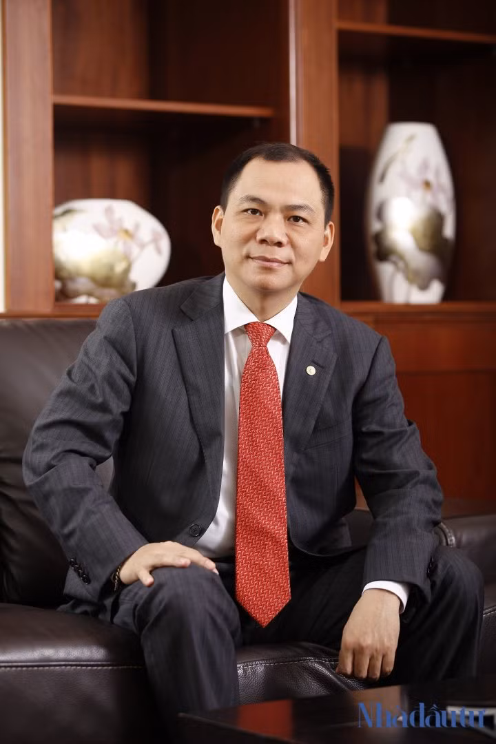 Tỷ phú Phạm Nhật Vượng - Chủ tịch Hội đồng quản trị Vingroup Tỷ phú Phạm Nhật Vượng - Chủ tịch Hội đồng quản trị Vingroup