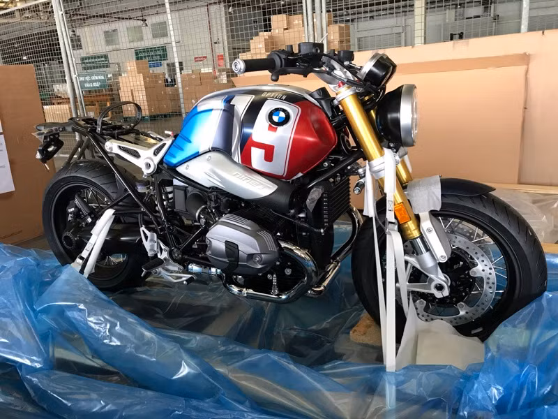 BMW R nine T classic với phiên bản bình xăng option 719