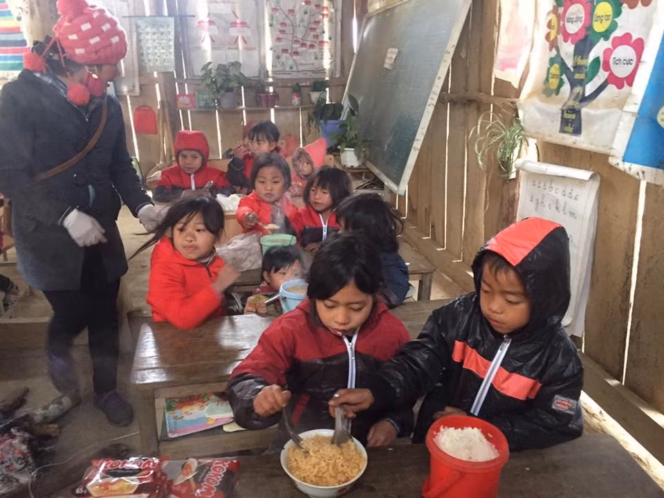 Những hình ảnh đầy xót xa (hình và ghi chú của Vietnamnet.vn)