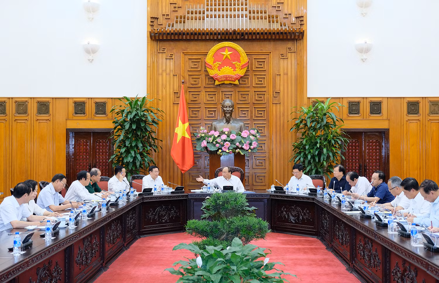 Toàn cảnh cuộc họp. Ảnh: VGP