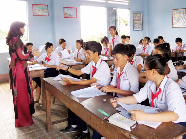 Sẽ không tuyển mới giáo viên dạy tiểu học có trình độ trung cấp, cao đẳng ảnh 3