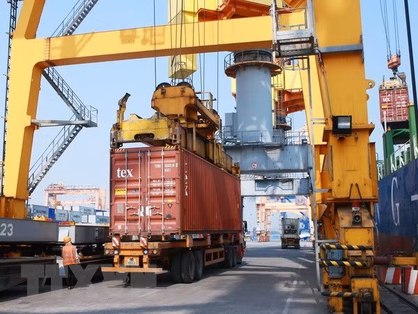 Sự hù dọa nực cười, những góc nhìn phiến diện và thiếu thiên chí về Việt Nam ảnh 1 Sự hù dọa nực cười, những góc nhìn phiến diện và thiếu thiên chí về Việt Nam ảnh 1