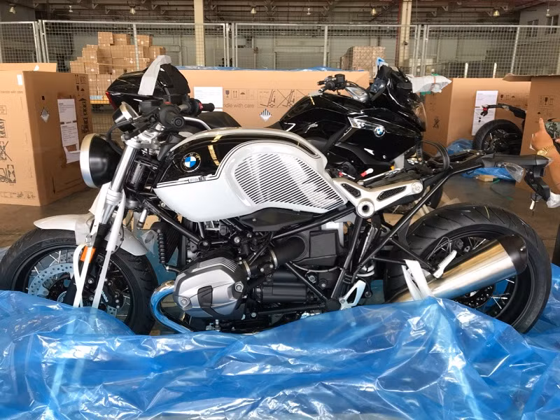 BMW R nineT Racer phiên bản được gắn bình xăng option 719