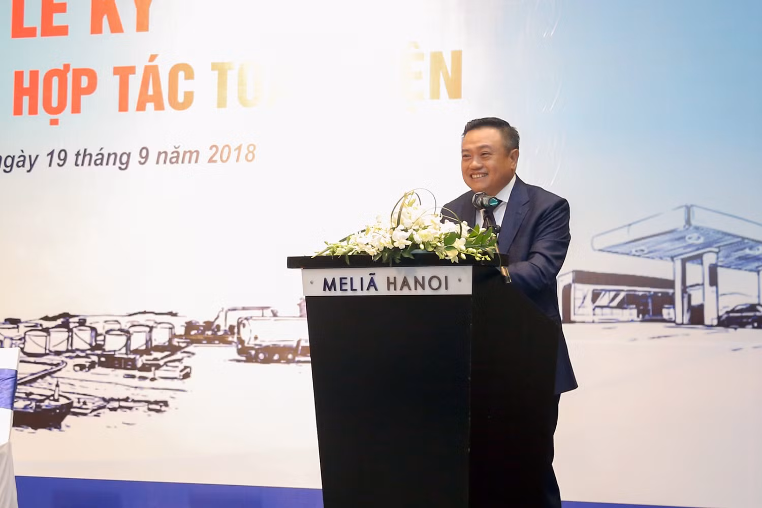 Chủ tịch Hội đồng thành viên PVN - ông Trần Sỹ Thanh phát biểu tại lễ ký hợp tác.