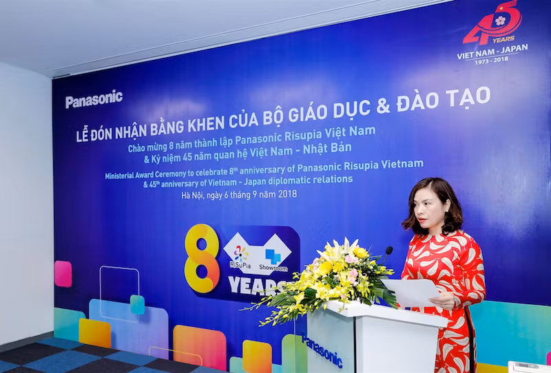 Bà Nguyễn Thị Thanh Minh, Phó Vụ trưởng Vụ Thi đua – Khen thưởng, Bộ Giáo dục và Đào tạo chia sẻ tại sự kiện.
