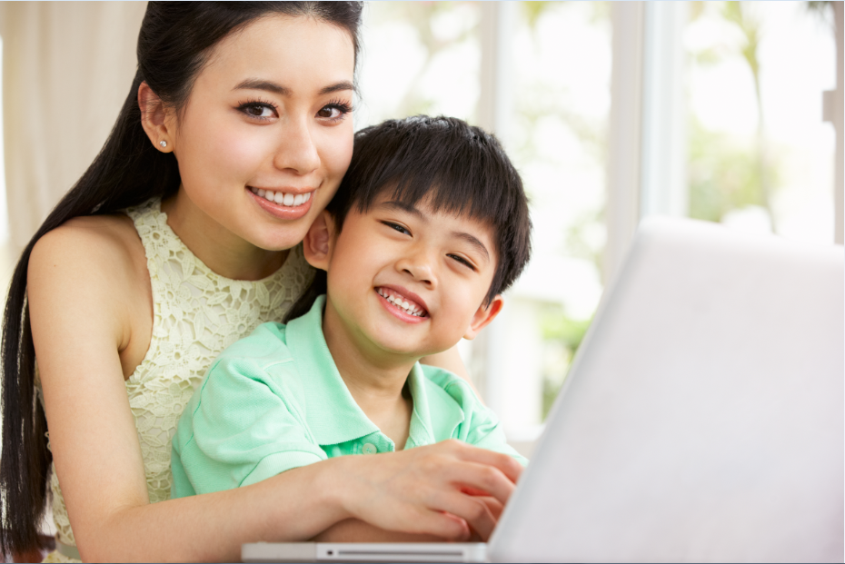 Trẻ từ 4 – 11 tuổi đã có chính kiến riêng, ba mẹ hãy trò chuyện và lắng nghe.