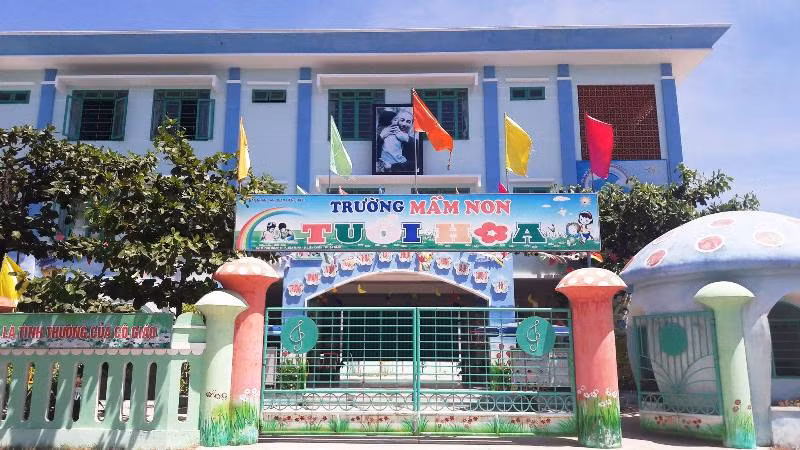 Lãnh đạo phòng giáo dục quận khẳng định sẽ kiểm điểm hiệu trưởng trường Tuổi Hoa trước toàn ngành nhưng không cho biết những sai phạm cụ thể tại trường này. Ảnh: TT