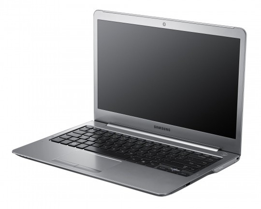 Máy tính xách tay Samsung Notebook Series 5 Ultra: Tích hợp bộ xử lý Intel Core i5 2467M - phiên bản tiết kiệm điện năng, bộ nhớ RAM 4GB (có thể nâng cấp lên đến 8GB), bộ lưu trữ 500GB HDD và 16GB SSD. Riêng phiên bản 14-inch có ổ quang tích hợp và Card đồ họa AMD Radeon HD 7550M 1GB. Giá tham khảo: 19,9 triệu đồng (13”), 22,9 triệu đồng (14”)