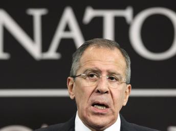 Ngoại trưởng Nga Sergei Lavrov đã thông qua đề nghị cho phép NATO mượn căn cứ quân sự làm nơi chuyển hàng đến Afghanistan Ngoại trưởng Nga Sergei Lavrov đã thông qua đề nghị cho phép NATO mượn căn cứ quân sự làm nơi chuyển hàng đến Afghanistan