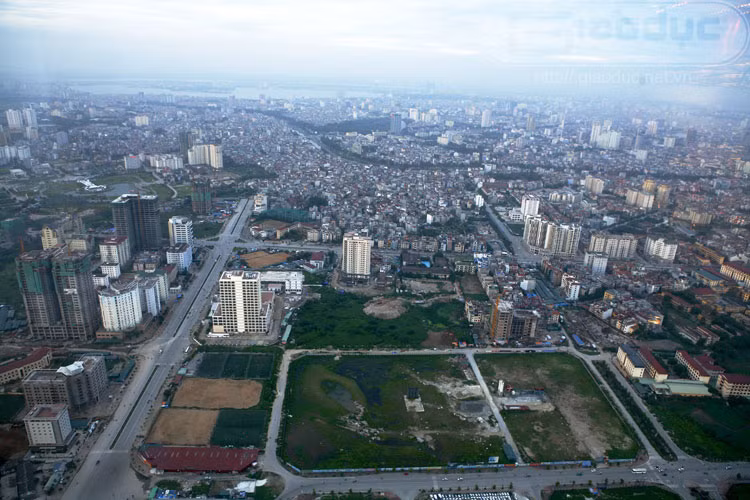 Những lô đất đã được quy hoạch tọa lạc tại phường Dịch Vọng Những lô đất đã được quy hoạch tọa lạc tại phường Dịch Vọng