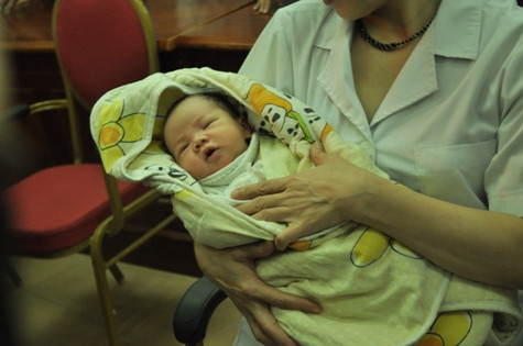 Cháu bé bị bắt cóc tại Bệnh viện Phụ sản Trung ương Cháu bé bị bắt cóc tại Bệnh viện Phụ sản Trung ương