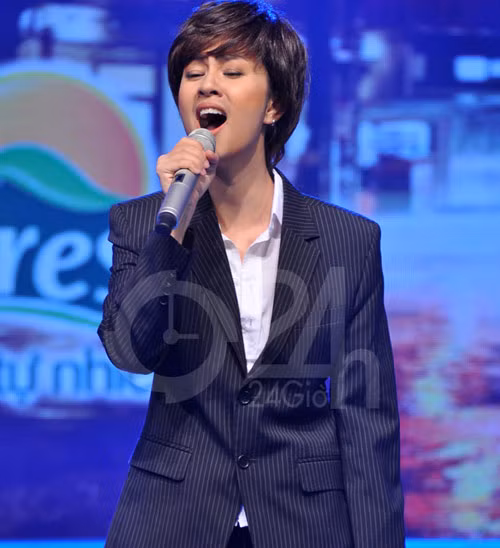 Kim Thư không khác gì một "trang nam tử" của làng giải trí Hàn Quốc!