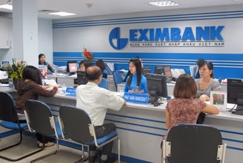 Đang có những thay đổi lớn trong bộ máy lãnh đạo, trong thành phần cổ đông cũng như tình hình hoạt động của Eximbank. Đang có những thay đổi lớn trong bộ máy lãnh đạo, trong thành phần cổ đông cũng như tình hình hoạt động của Eximbank.