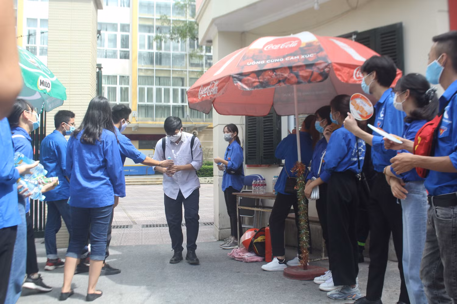 Thí sinh kết thúc 3 ngày thi Tốt nghiệp Trung học Phổ thông Quốc gia (Ảnh: Khánh Vy)