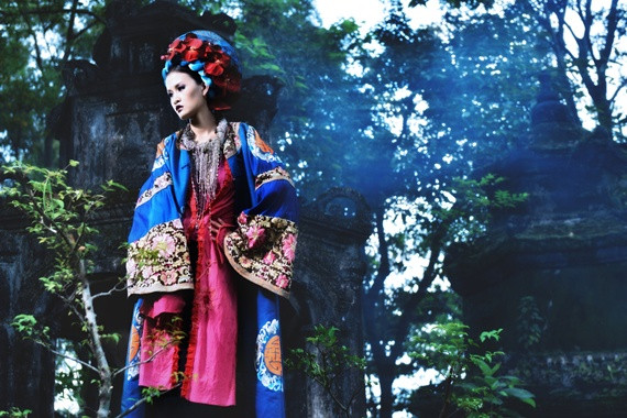 Nguyễn Thị Ngân đã biết điều tiết rất tốt phần vai và gương mặt giúp cô có một bức hình đẹp trong thử thách tuần này.