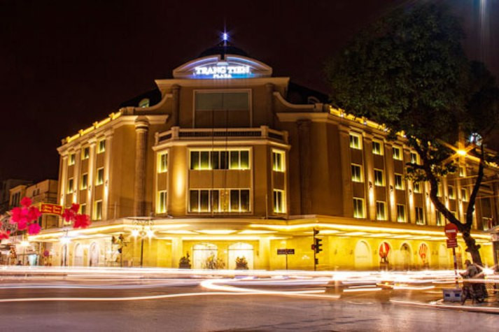 Tràng Tiền Plaza vắng khách quá lâu, khách hàng sẽ quay lưng?