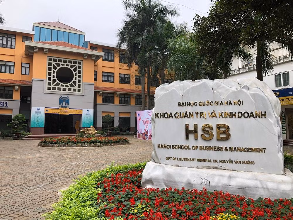 Khoa Quản trị và Kinh doanh, Đại học Quốc gia Hà Nội. Ảnh: Trung Dũng