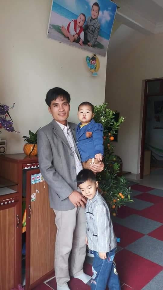 Trong những ngày tham gia chống dịch, chị Hương luôn nhận được những lời động viên từ chồng và các con. Ảnh: Nhân vật cung cấp