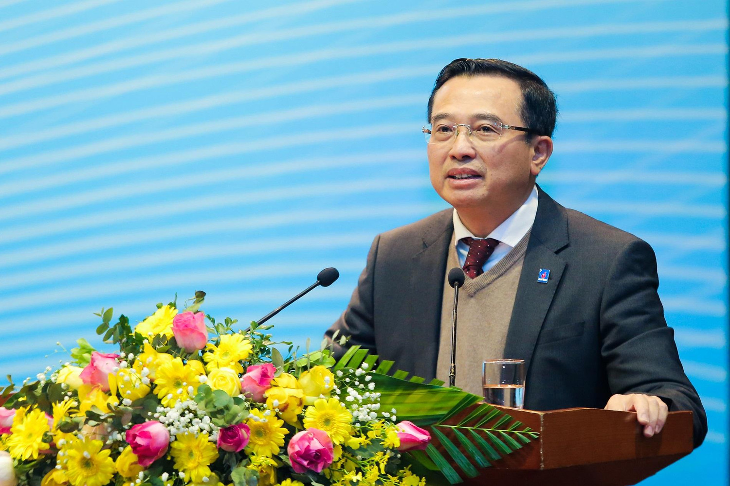 Ông Hoàng Quốc Vượng - Chủ tịch Hội đồng thành viên Petrovietnam phát biểu.