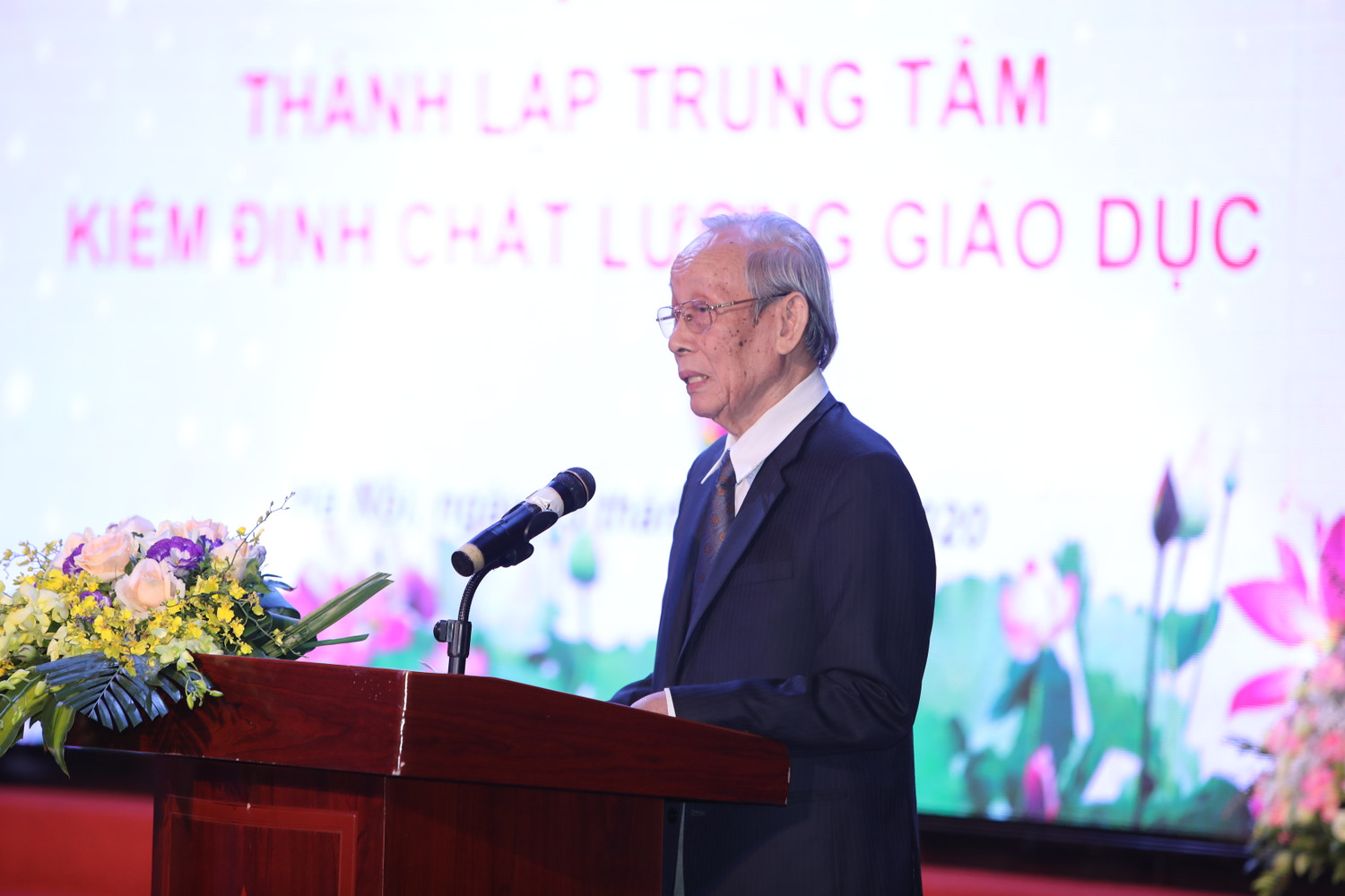 Giáo sư Trần Hồng Quân – Chủ tịch Hiệp hội Các trường đại học, cao đẳng Việt Nam (ảnh: Thùy Linh) Giáo sư Trần Hồng Quân – Chủ tịch Hiệp hội Các trường đại học, cao đẳng Việt Nam (ảnh: Thùy Linh)