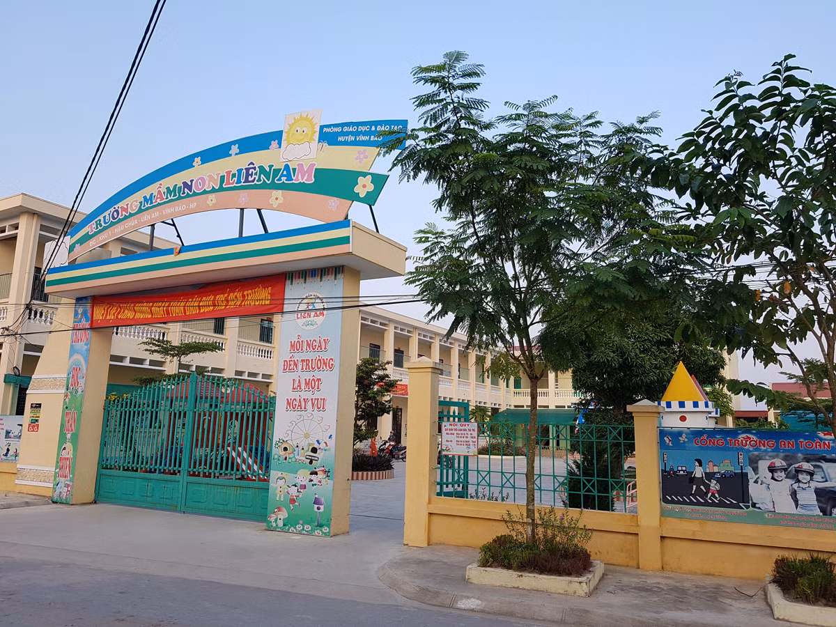 Lãnh đạo Trường mầm non Liên Am và cô Thủy nhận trách nhiệm gì khi xảy ra vụ việc? (Ảnh: Lã Tiến)
