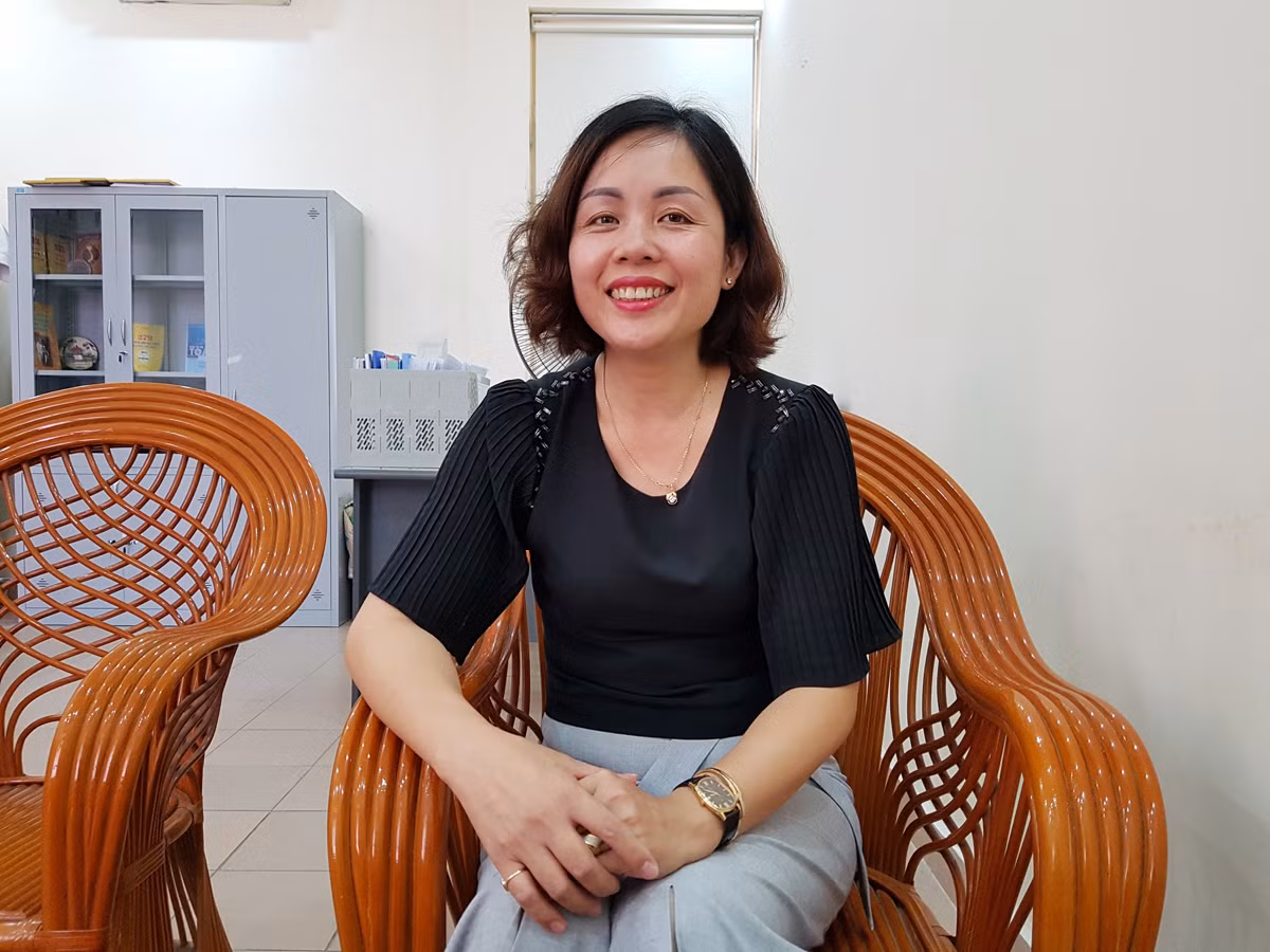 Cô giáo Nguyễn Thị Đại, giáo viên môn Vật lý của Trường Trung học cơ sở Chu Văn An (Ảnh: Lã Tiến) Cô giáo Nguyễn Thị Đại, giáo viên môn Vật lý của Trường Trung học cơ sở Chu Văn An (Ảnh: Lã Tiến)