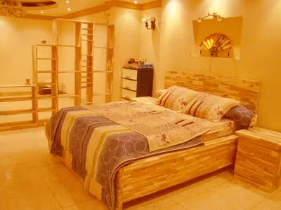 Nếu bạn có một ngôi nhà nhỏ hoặc sống trong một căn hộ hoặc trong một khu vực ô nhiễm, không khí quanh bạn dễ trở nên ngột ngạt và ẩm ướt, không tốt cho sức khỏe của bạn. Có nhiều cách để giữ cho không khí sạch sẽ và lành mạnh cho không gian nhỏ của bạn. (Ảnh: nhadep) Xem thêm: Ăn những thực phẩm này, coi chừng bị "tẩy chay" vì... hôi miệng