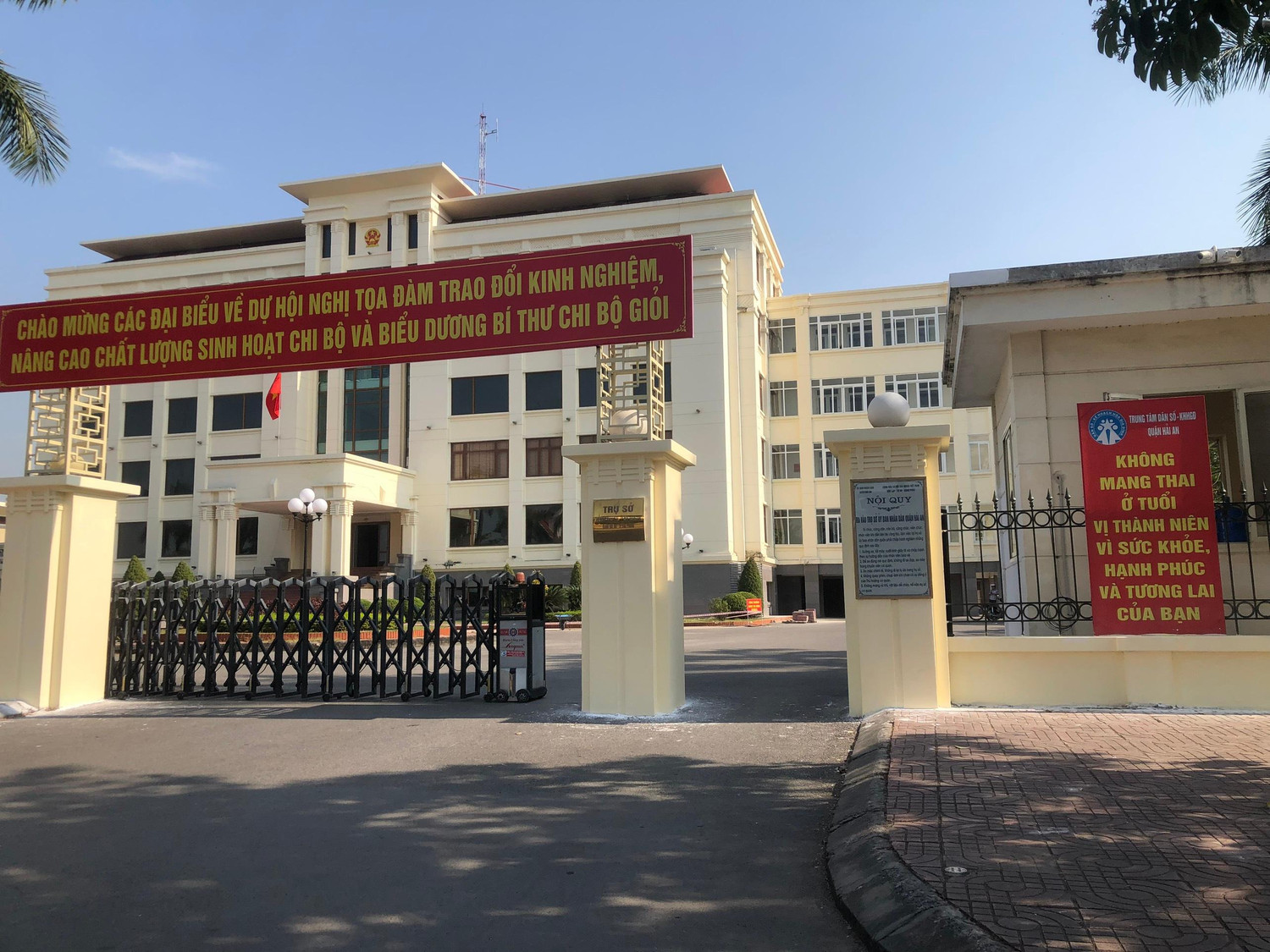 Uỷ ban kiểm tra Quận uỷ Hải An đang vào cuộc xác minh bằng cấp của Trưởng phòng Nội vụ quận (Ảnh: Lã Tiến)