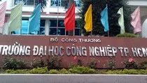 Đơn xin thôi là Phó giáo sư của ông Đặng Công Tráng vẫn đang xem xét ảnh 2