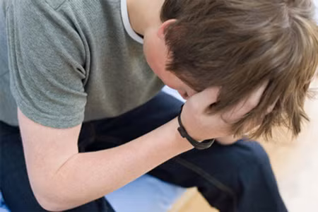 Vì tò mò "của lạ" nhưng thiếu hiểu biết nhất định nên nhiều nam sinh dính bệnh mà không hay biết.