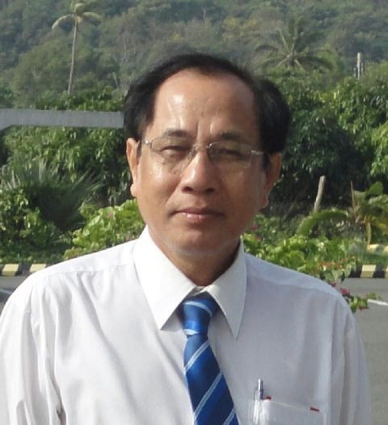 Ông Trần Đình Bá cho rằng việc Cục Hàng không Việt Nam yêu cầu đưa tàu bay qua đêm về sân bay Cần Thơ là kiểu làm chính sách “trên trời” làm khó cho các hãng hàng không - ảnh nguồn Infonet. Ông Trần Đình Bá cho rằng việc Cục Hàng không Việt Nam yêu cầu đưa tàu bay qua đêm về sân bay Cần Thơ là kiểu làm chính sách “trên trời” làm khó cho các hãng hàng không - ảnh nguồn Infonet.