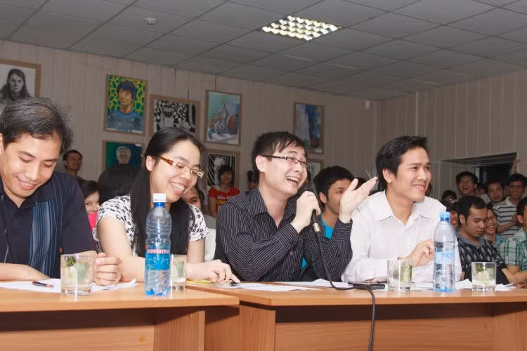 Thành phần BGK, những người cầm cân nảy mực cho cuộc chơi được công bằng.