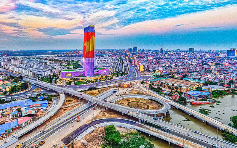 Xây dựng "Khu thương mại tự do" tạo nên sự khác biệt, đặc thù, vượt trội để Hải Phòng phát triển bứt phá mạnh mẽ, trở thành hình mẫu của cả nước (Ảnh: Đức Nghĩa) Xây dựng "Khu thương mại tự do" tạo nên sự khác biệt, đặc thù, vượt trội để Hải Phòng phát triển bứt phá mạnh mẽ, trở thành hình mẫu của cả nước (Ảnh: Đức Nghĩa)