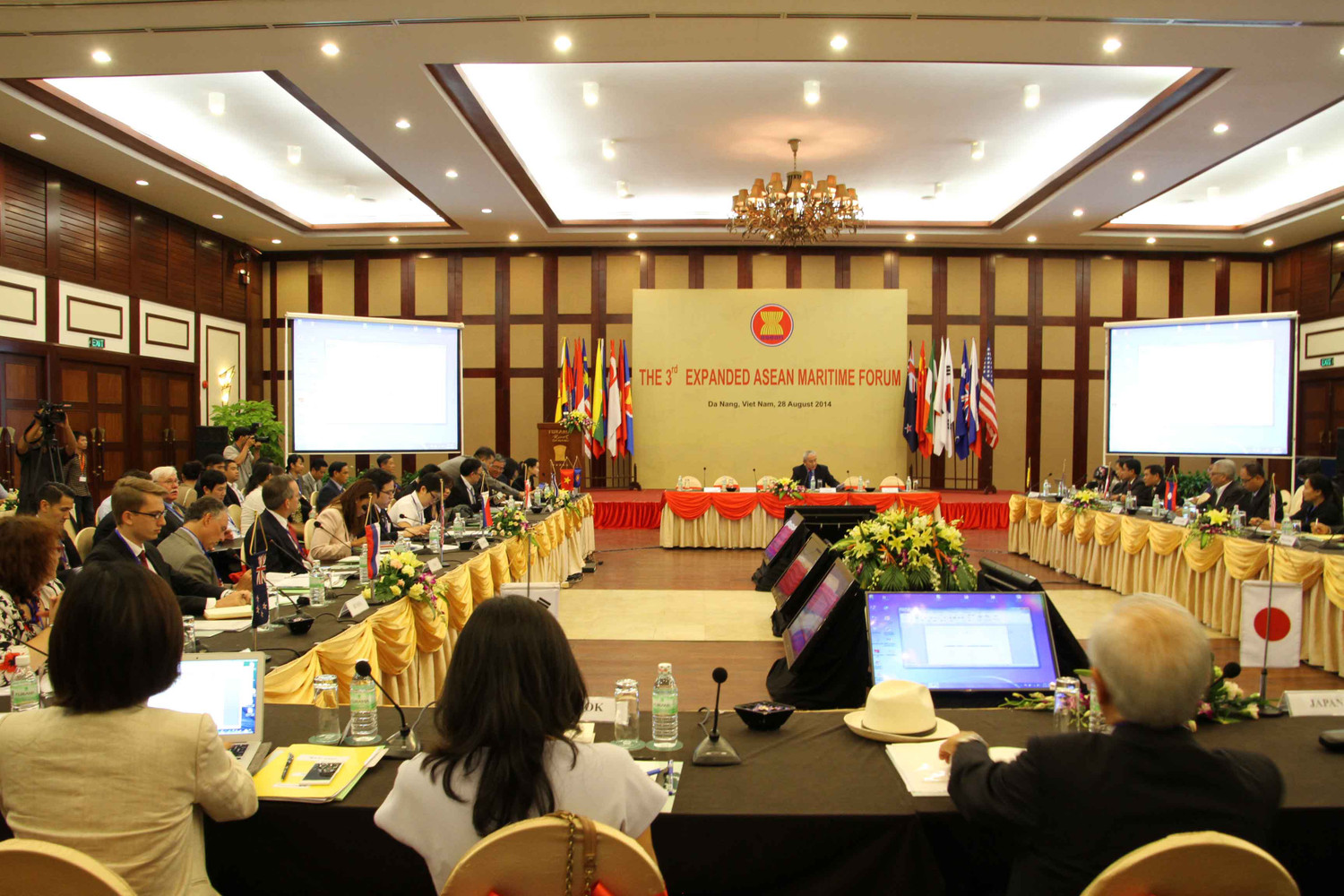 Diễn đàn Biển ASEAN mở rộng lần thứ 3 (EAMF-3) chính thức khai mạc sáng 28/8. Ảnh H.Q Diễn đàn Biển ASEAN mở rộng lần thứ 3 (EAMF-3) chính thức khai mạc sáng 28/8. Ảnh H.Q