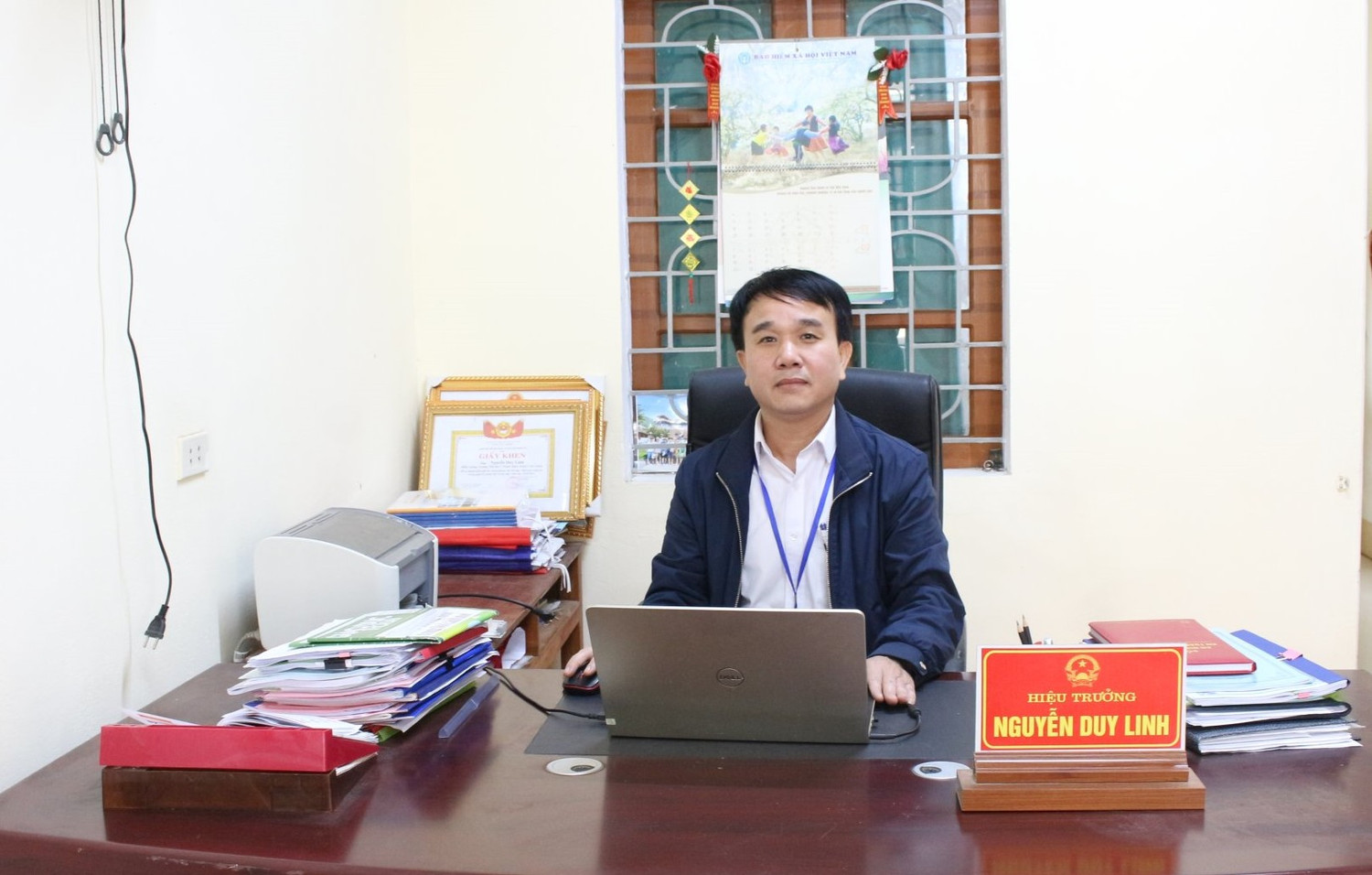 Thầy Nguyễn Duy Linh Hiệu trưởng Trường Tiểu học Môn Sơn. Ảnh: T.D