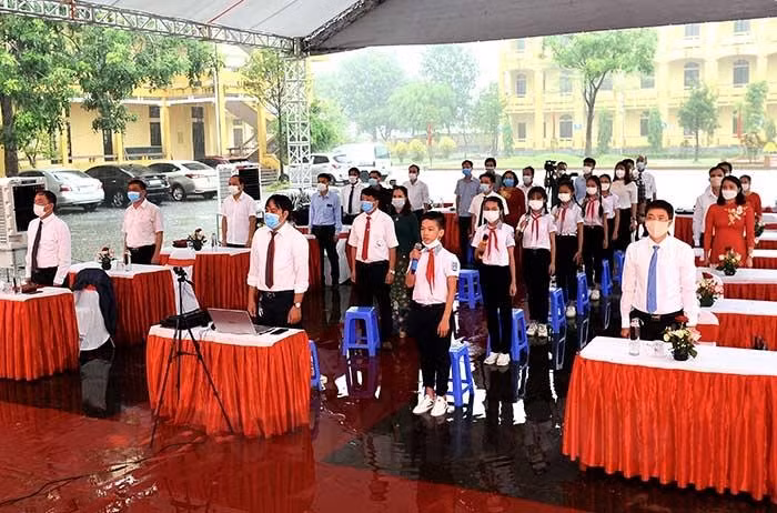 Điểm cầu chính tại trường Trung học cơ sở Phan Bội Châu (Ảnh: Báo Hải Dương)