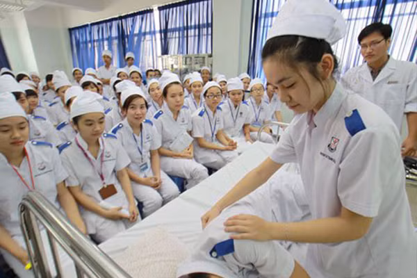 Sở Giáo dục Hải Phòng phủ nhận cho học sinh yếu ở nhà khi thi giáo viên giỏi ảnh 2