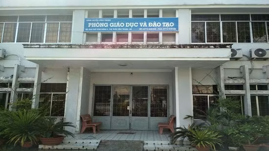Phòng Giáo dục và Đào tạo huyện Vĩnh Thuận. (Ảnh minh họa: Congly.vn) Phòng Giáo dục và Đào tạo huyện Vĩnh Thuận. (Ảnh minh họa: Congly.vn)
